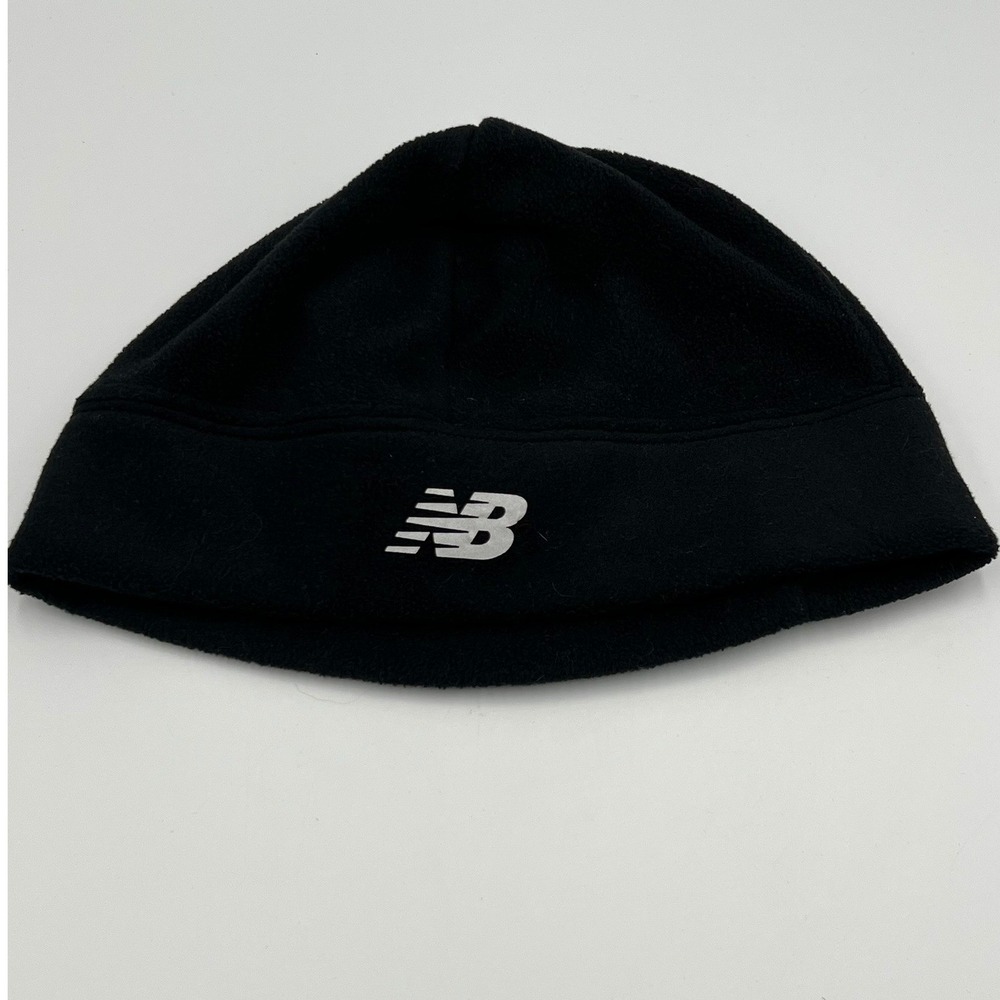 New Balance Fleece Beanie Hat Unisex OS Black Very Good Reflective Logo Warm - Picture 2 of 6
